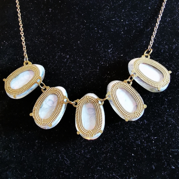 Antiqued Bronze Tone Chunky Peacock Feather Necklace - Picture 12 of 16